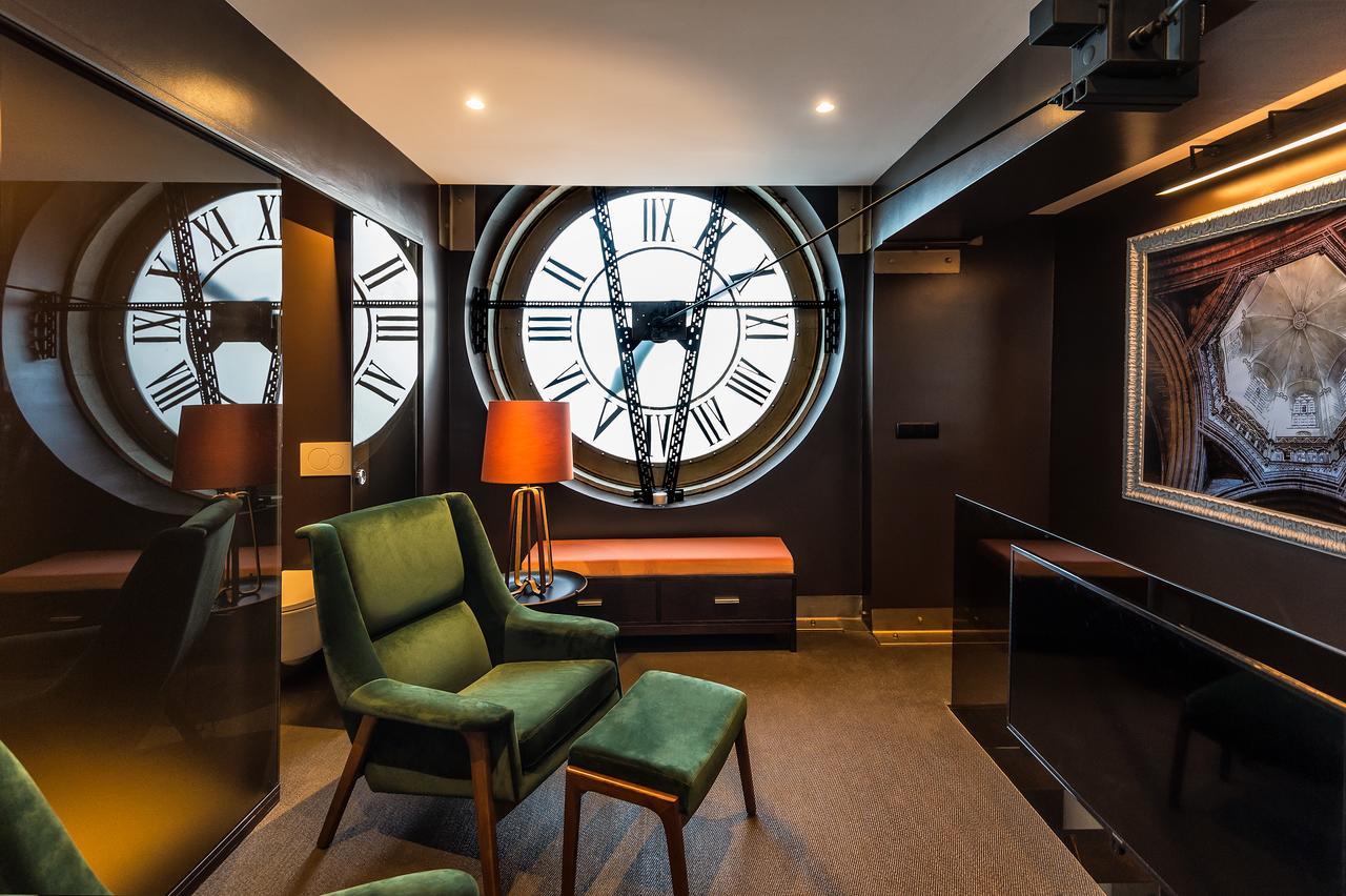 The Clock Tower By Five Stars Apartamento *